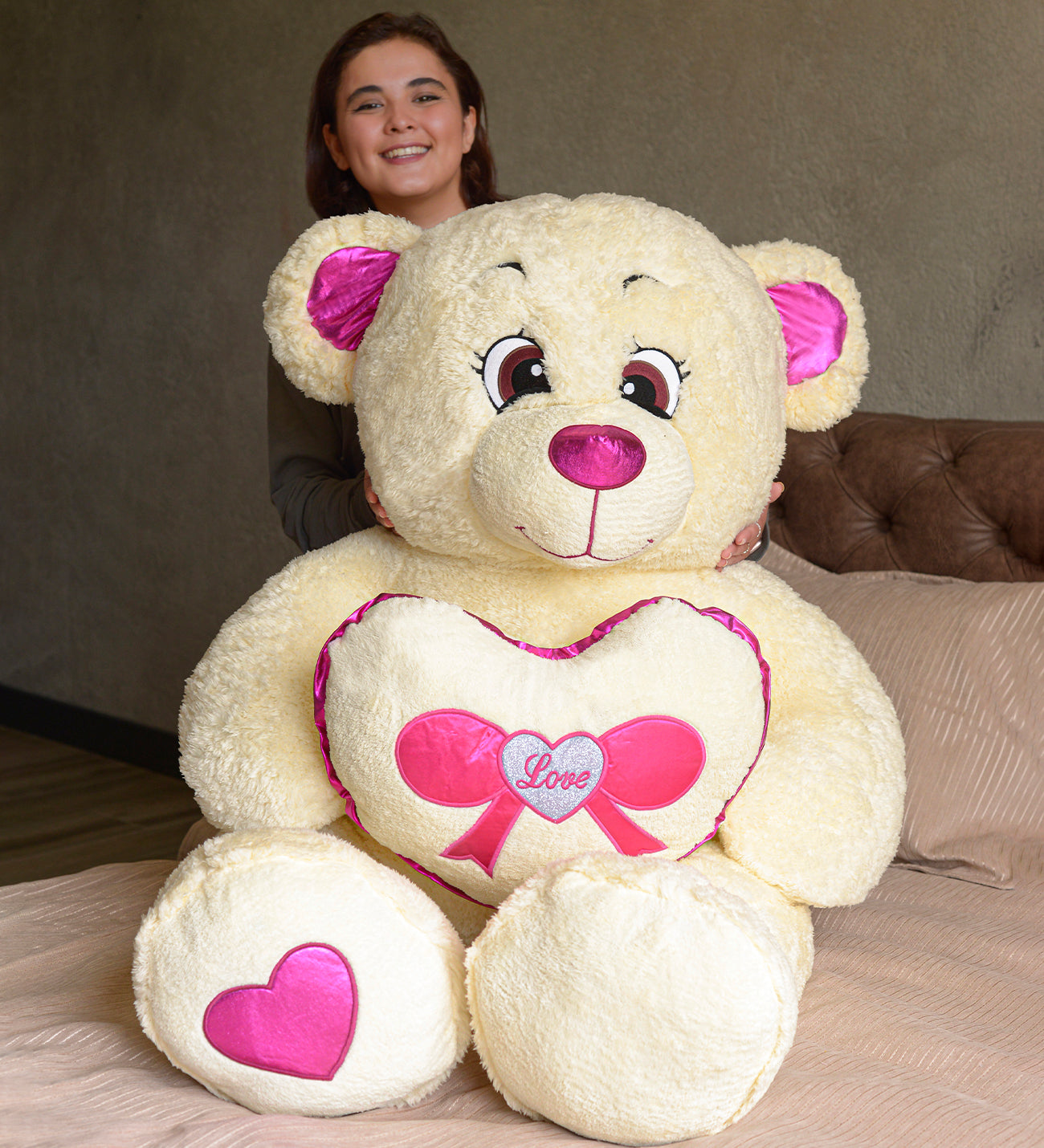 Momo Love 150 Cm Büyük Peluş Oyuncak