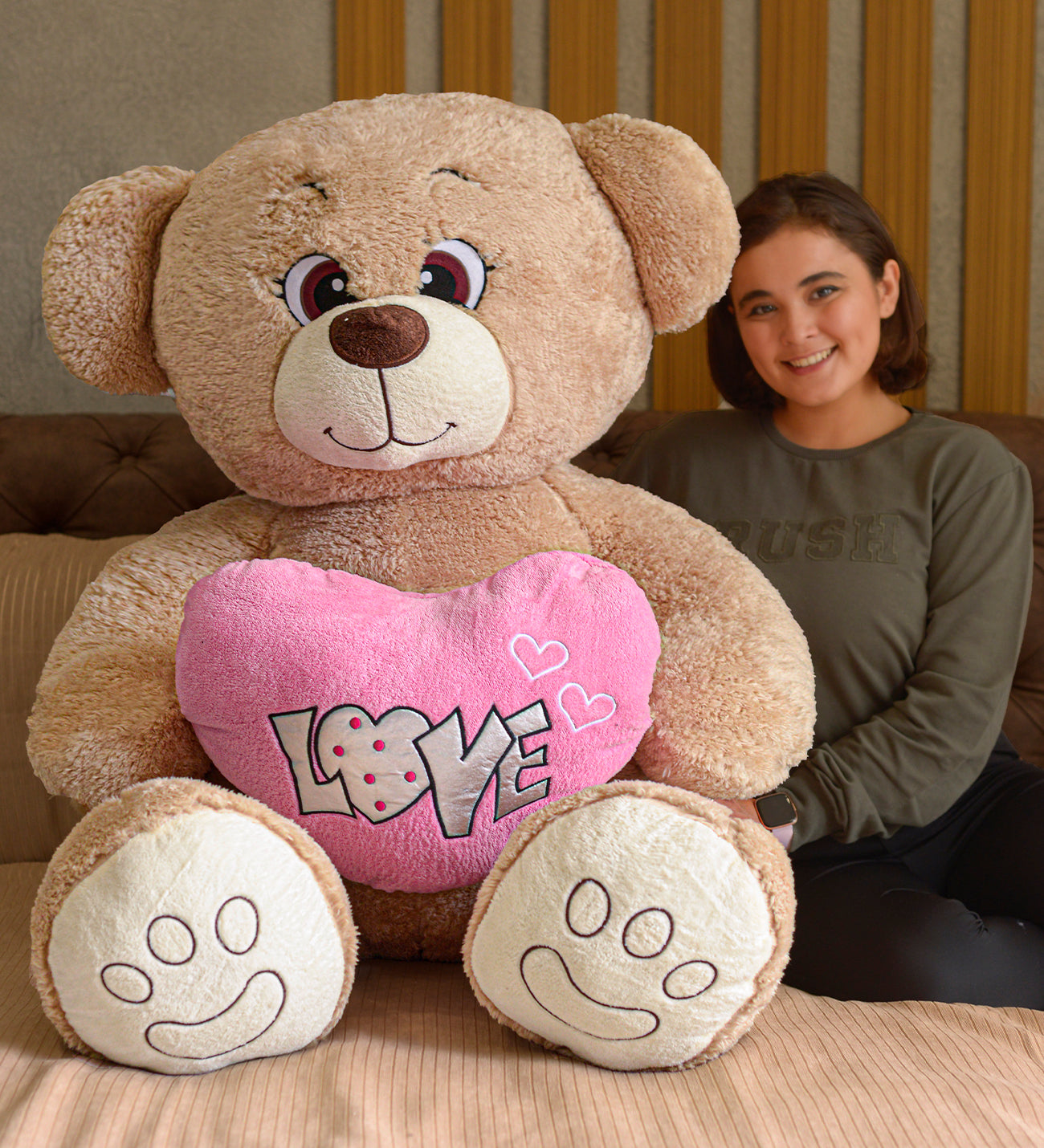 Momo Love 150 Cm Büyük Peluş Oyuncak