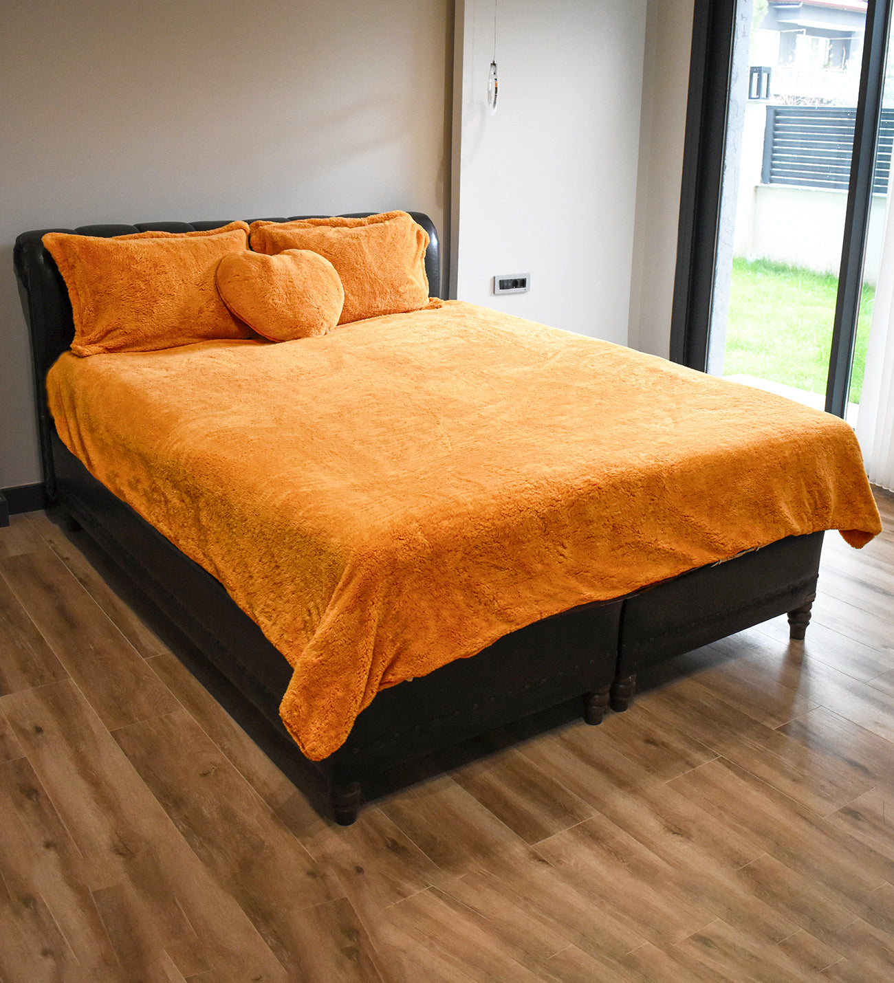 Çift Kişilik Pelüş Nevresim Takımı