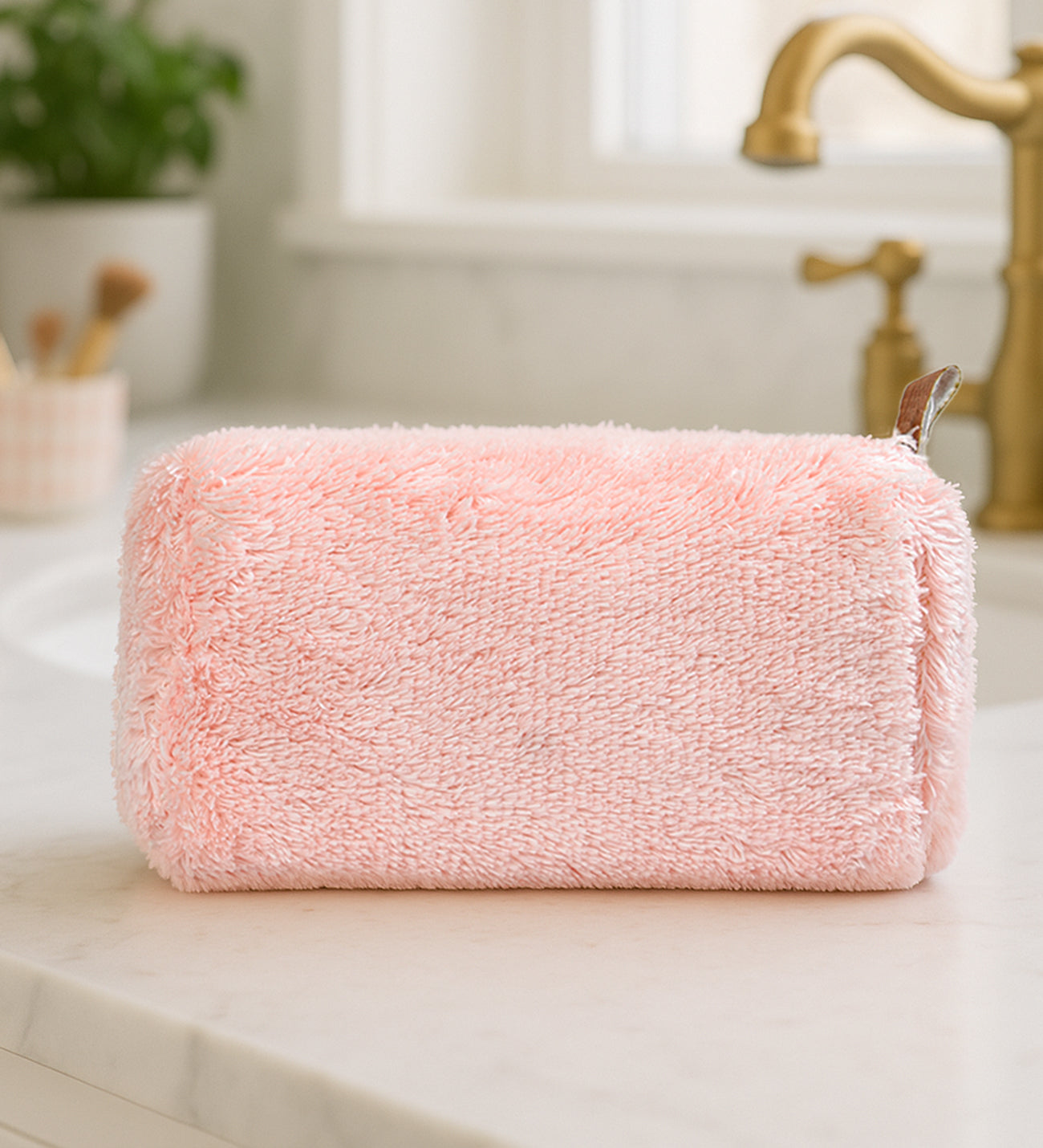 Pelüş Seyahat/Makyaj Çantası