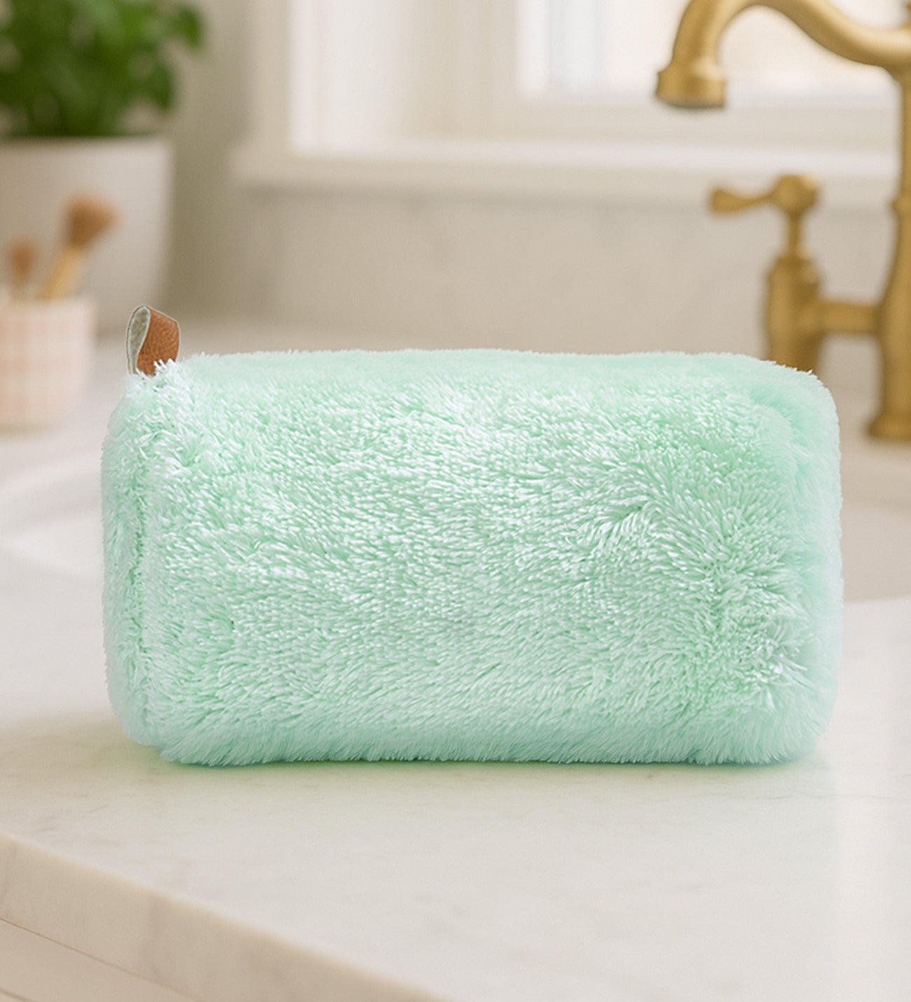 Pelüş Seyahat/Makyaj Çantası